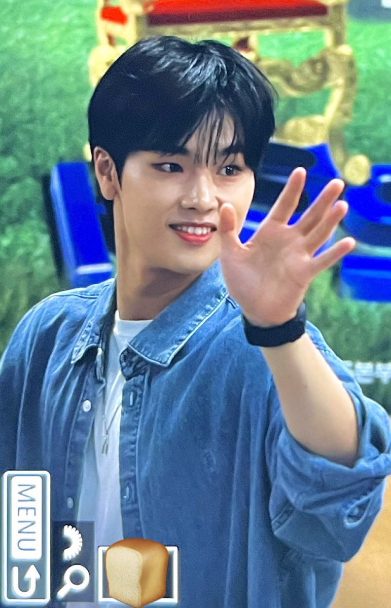 So this is how it feels to see royalty up close