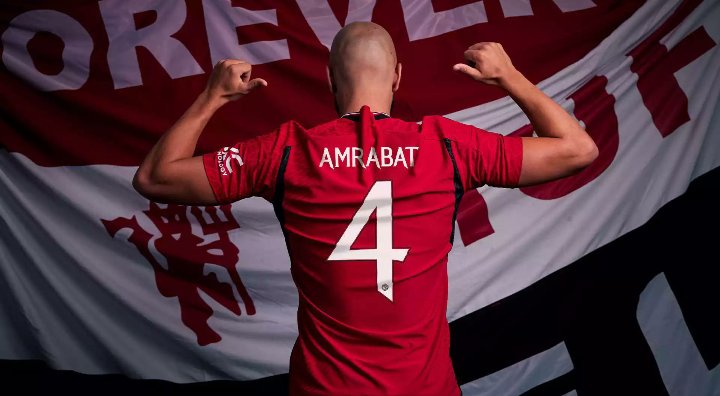 swishz6's tweet photo. Sofyan Amrabat, new Manchester Utd number 4️⃣ — decision made 🔴🇲🇦 https://t.co/49ybYAJkT3