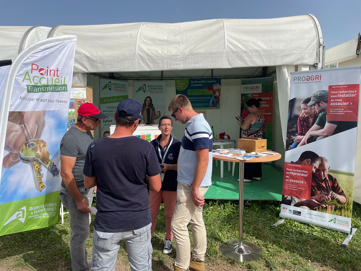 ChambagriCvl's tweet photo. #Innovagri2023
✅️ Vous avez un projet d'installation ? Vous cherchez un emploi, vous souhaitez vous former ?
Retrouvez-nous sur notre stand #𝗜𝗻𝘀𝘁𝗮𝗹𝗹𝗮𝘁𝗶𝗼𝗻 #𝗧𝗿𝗮𝗻𝘀𝗺𝗶𝘀𝘀𝗶𝗼𝗻 #𝗘𝗺𝗽𝗹𝗼𝗶 #𝗙𝗼𝗿𝗺𝗮𝘁𝗶𝗼𝗻 et découvrez toutes nos offres. 
@CAIDF #chambagri https://t.co/jU0U2FUFsh
