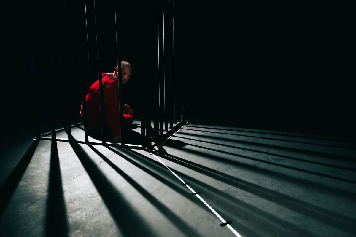 Proforça Theatre Company (@proforcatheatre) on Twitter photo TONIGHT: #TheShatterBox claims its next victim. A roller-coaster dystopian ride of confession, staying alive (& lying through your teeth.)
See you at 7.30 for our first preview. <a href="/LandUTheatre/">Lion & Unicorn Theatre</a> we’re coming for you!
Tue 5 - Sat 16 Sept
🎟️ app.lineupnow.com/event/the-shat…
📸 <a href="/RossKernahan/">Ross Kernahan</a> TONIGHT: #TheShatterBox claims its next victim. A roller-coaster dystopian ride of confession, staying alive (& lying through your teeth.)
See you at 7.30 for our first preview. <a href="/LandUTheatre/">Lion & Unicorn Theatre</a> we’re coming for you!
Tue 5 - Sat 16 Sept
🎟️ app.lineupnow.com/event/the-shat…
📸 <a href="/RossKernahan/">Ross Kernahan</a>