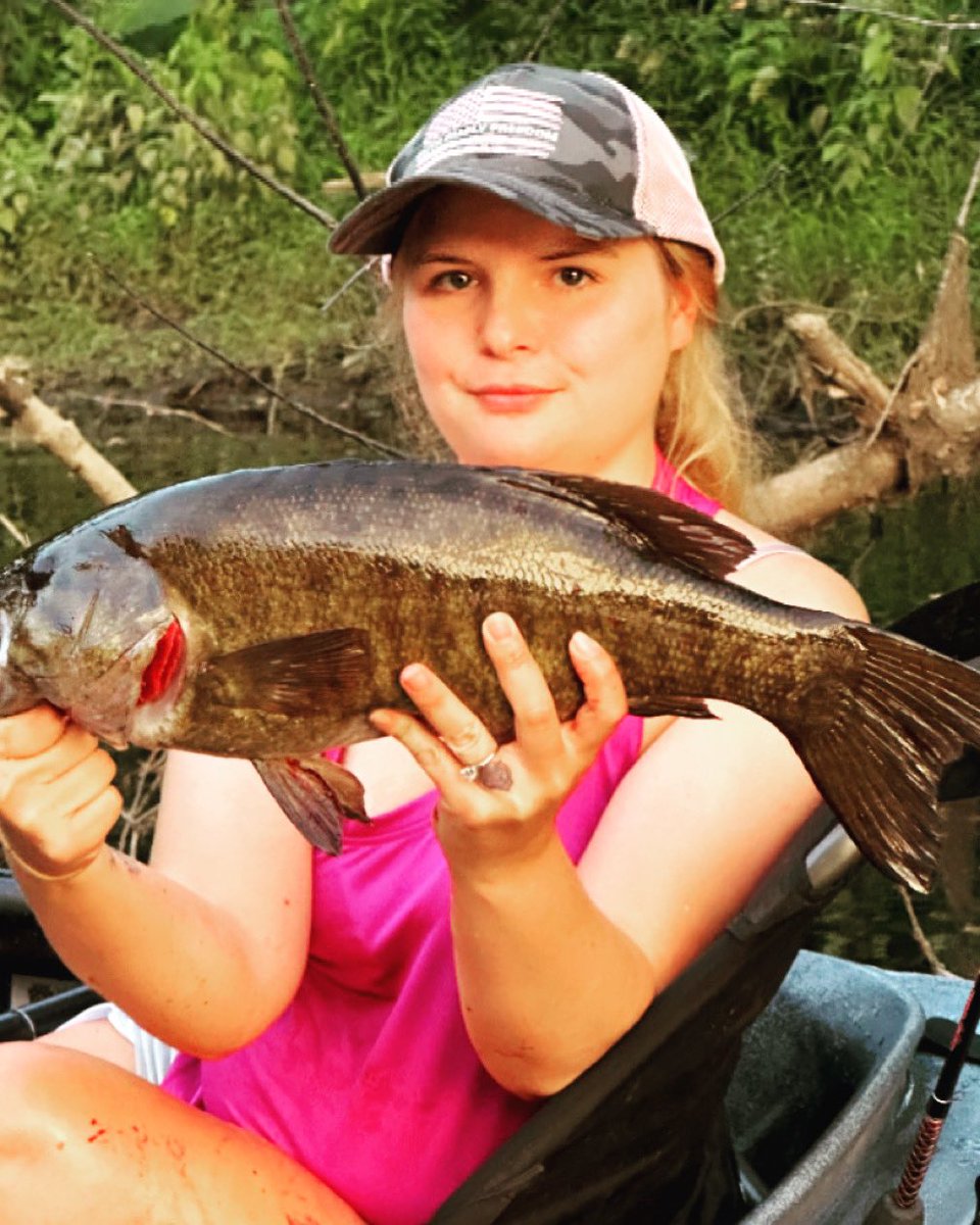 Curious on some tips for fall time fishing? Also, wanted to share my new personal best small mouth from this weekend. 

centralpabassfishing.blogspot.com/2023/09/catchi…

#centralpabassfishing #smallmouthbass #susquehannariver #riverfishing #bass