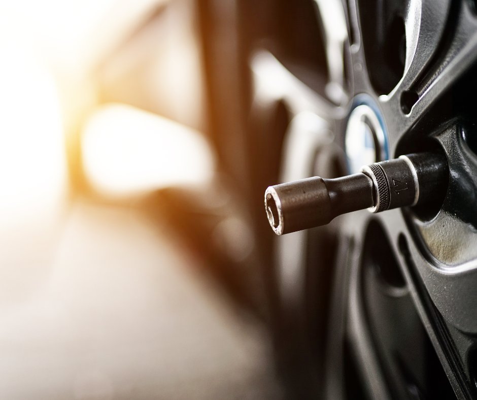 EACarkeys's tweet photo. 🚗Si ya ofreces un servicio integral en tu taller y tus clientes confían en ti... ¿Por qué enviarles a otro profesional cuando tienen un problema con las llaves de su coche? Trabaja con nosotros y ofréceles justo lo que necesitan.
👉 https://t.co/SvW3Z2QkTp https://t.co/BPvblPJLmc