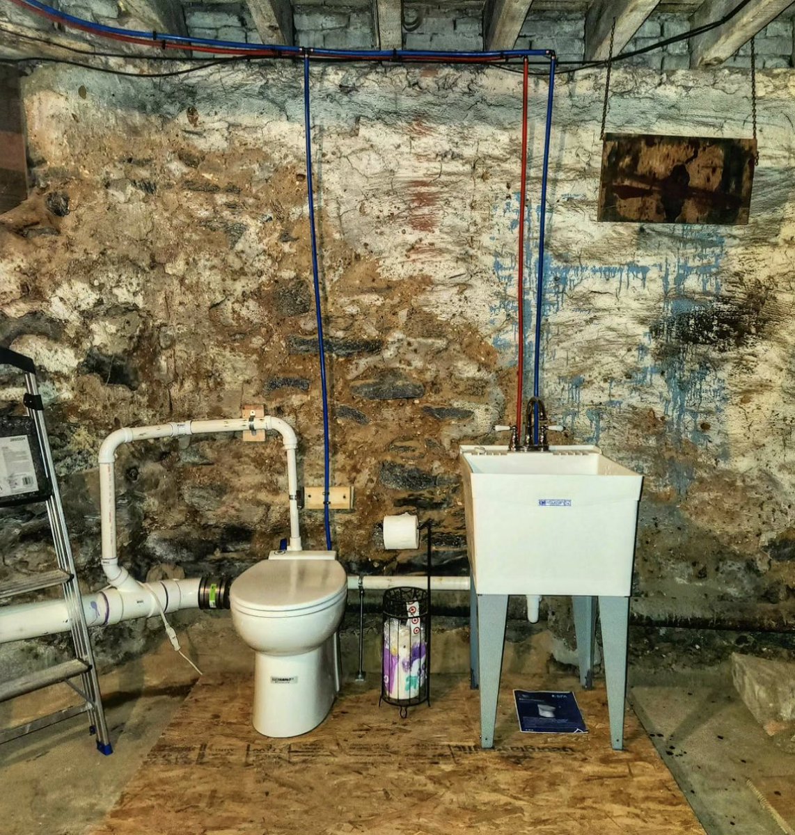 SanifloUSA's tweet photo. Sometimes, it's just about efficiency. This house has a sinking bathroom, so we added a powder room super fast in order to hold them over while their main bathroom gets redone. #saniflocompact #repost - #MasterPlumbers @tinyplumbergirl &amp; @tpgmechanical https://t.co/cejR6OkSjE