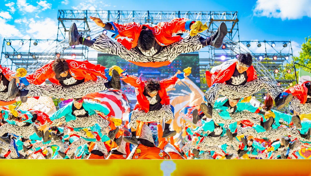 KacchanPic's tweet photo. 2023-08-27 にっぽんど真ん中祭り
嘉們-KAMON-
『大阪万々祭』
久屋大通公園メイン会場

#嘉們
#どまつり #ど真ん中祭り
#にっぽんど真ん中祭り https://t.co/zYt0yKk2zV