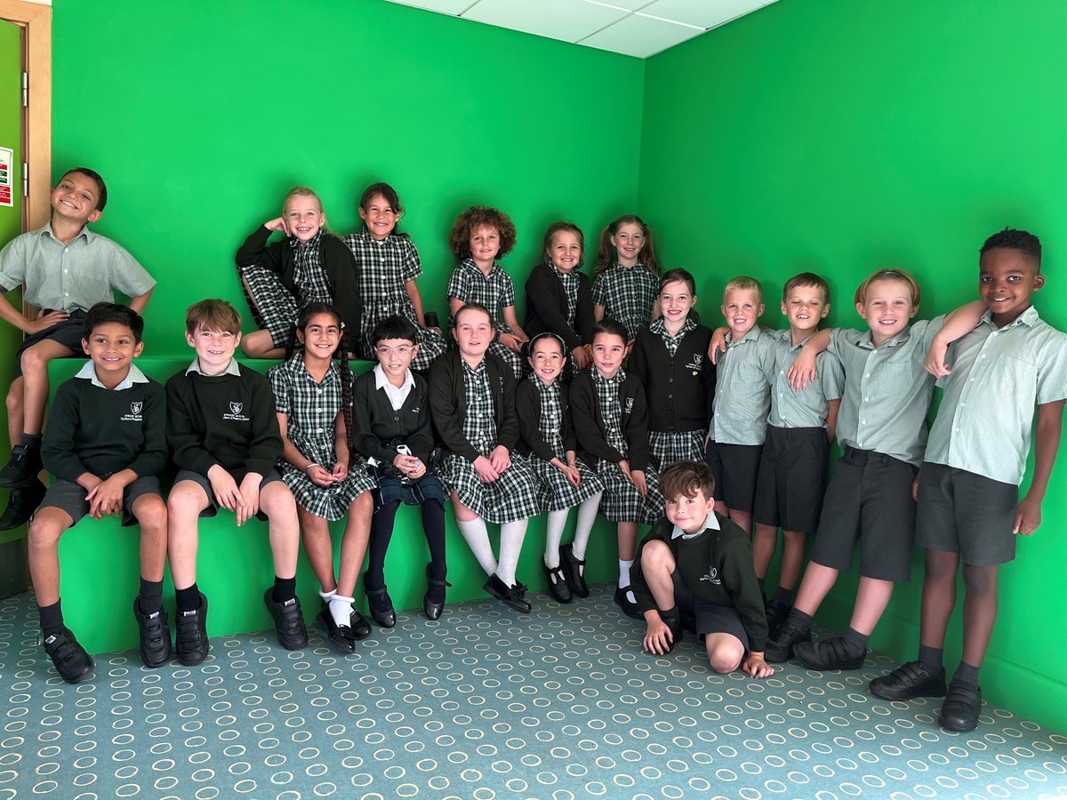 KESPreparatory's tweet photo. A big welcome back to our children! π We hope you all had a lovely break over the Summer and are ready for a new school year. To our new families, welcome to Stroud!
#BacktoSchool#StroudFamily #StroudCommunity #LearningTogether #ExcitedForTheYearAhead #ForeverUndaunted https://t.co/mCaLwdjwnK
