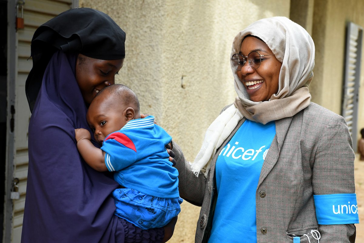 Unicefniger's tweet photo. En cette Journée internationale de la charité, nous souhaitons remercier nos soutiens, nos partenaires et toutes les personnes qui se mobilisent pour les droits des enfants.

Rien ne nous arrêtera tant que nous n’aurons pas bâti un monde meilleur #PourChaqueEnfant. https://t.co/JFMb8hHQo0