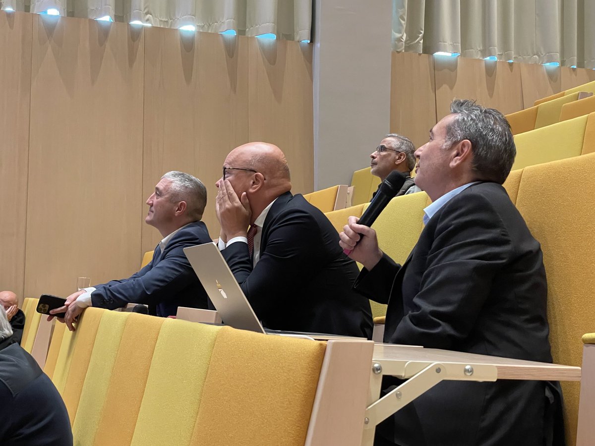 lusuardi_lukas's tweet photo. experts commenting a wonderful #AEEP with Moses in Salzburg #EEP23 https://t.co/sF3L1vTGco