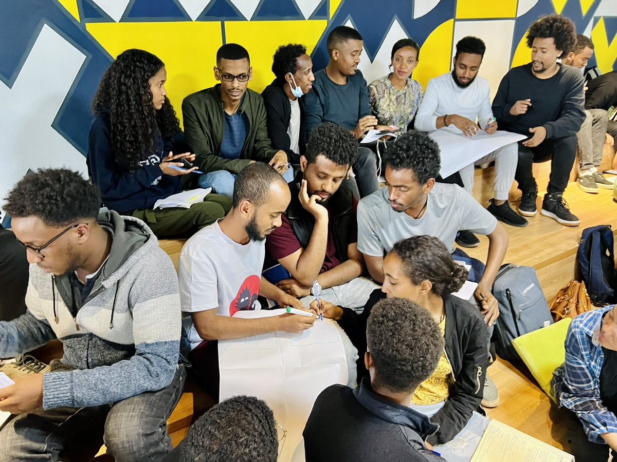 alx_ethiopia's tweet image. Our community gathered for an enlightening MasterClass with Abenezer Gebre, our Master Trainer. 

Discover the secrets of entrepreneurship and join our vibrant community at alxethiopia.com. 

#ALXEthiopia #BusinessMasterClass #Empowerment #EntrepreneurialJourney