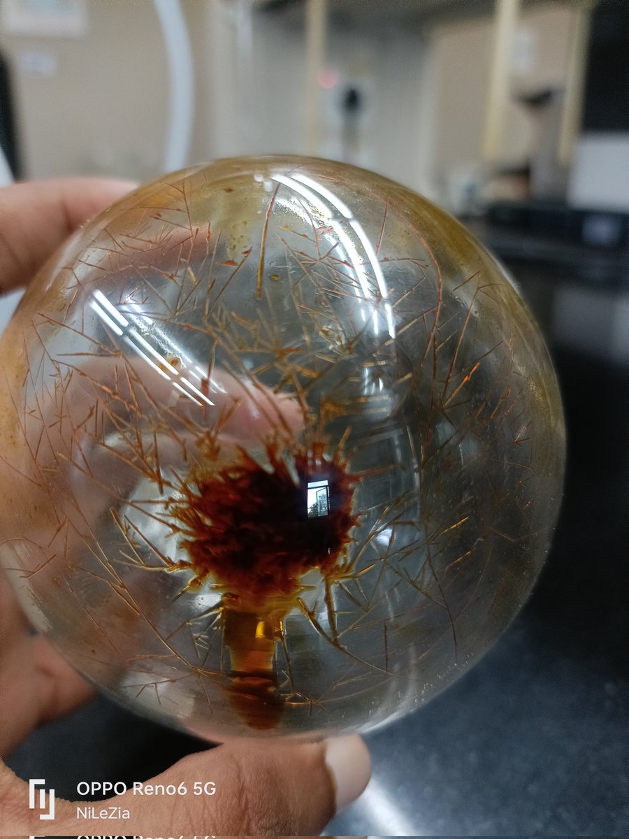 NivethaRA1's tweet image. Back with yet another beauty!!
Substituted ferrocene says hi!!!!

#inorganiclab
#labdiaries