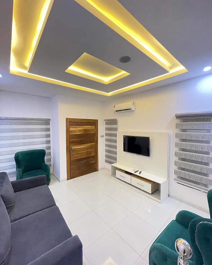 Drock4uandi's tweet photo. Let's make your house look beautiful https://t.co/7mKMKB0T7p