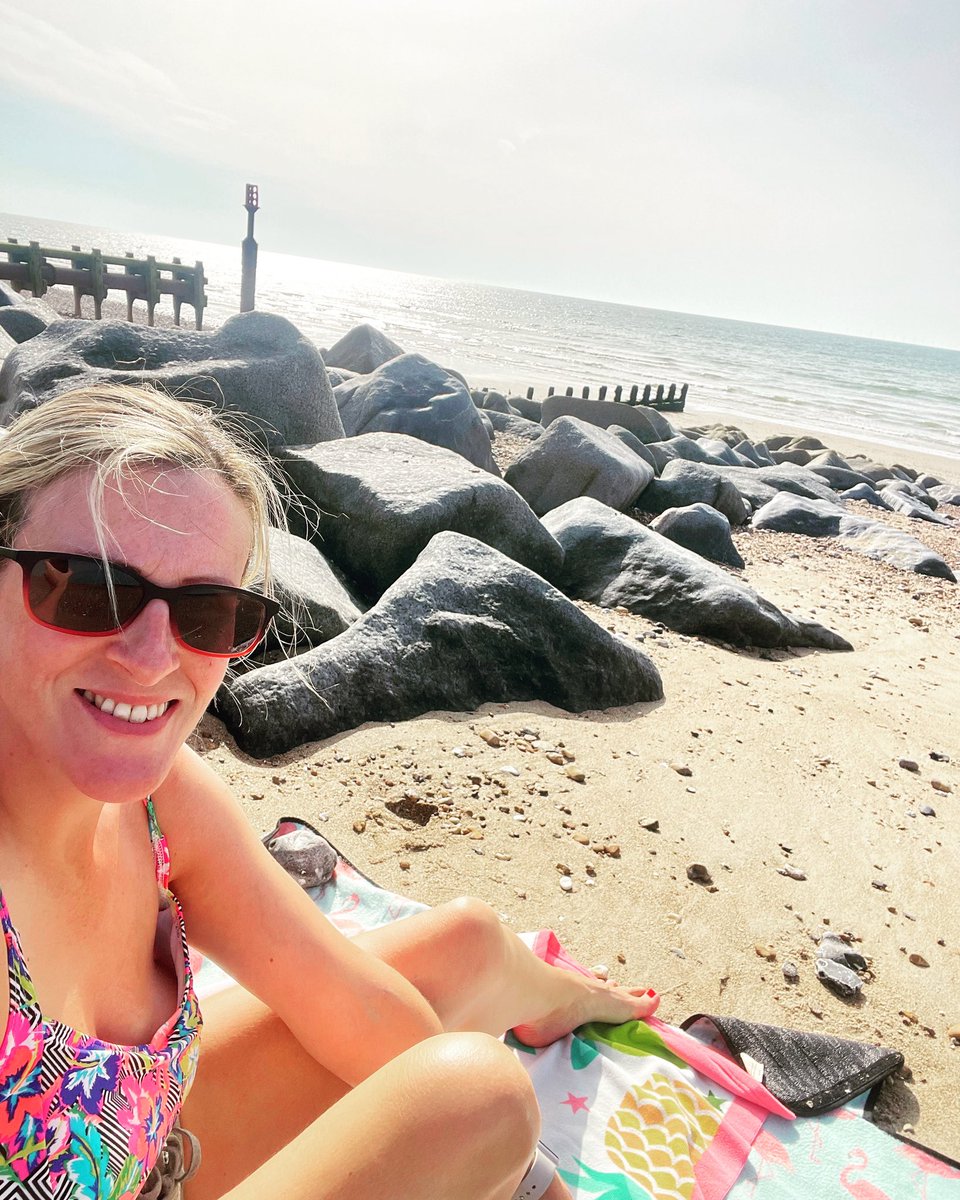 GemmaRogers79's tweet photo. Way better than work! Enjoying the first day of the kids back at school! #myjobisbeach #tuesdaymotivation https://t.co/krG3YjDqSv