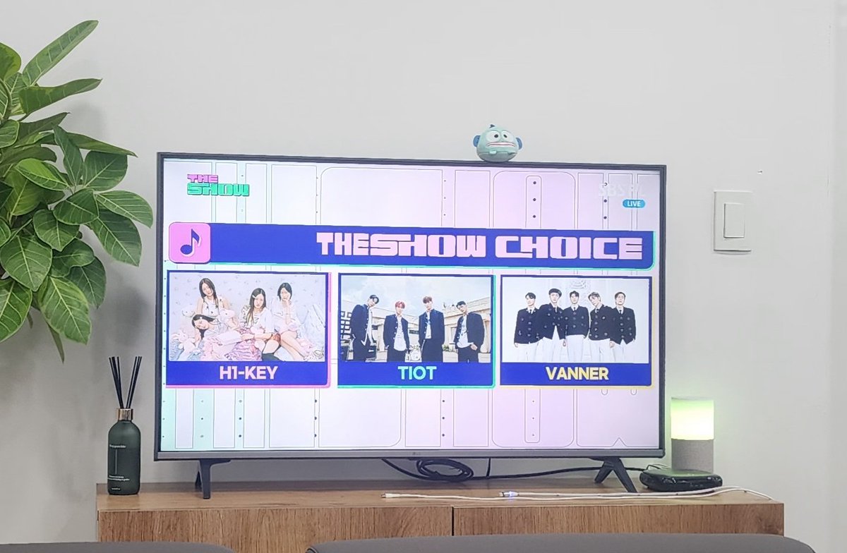 pmekorea's tweet photo. #theshowchoice
1위 후보
#tiot
#백전무패 https://t.co/9V9kdzE6gC