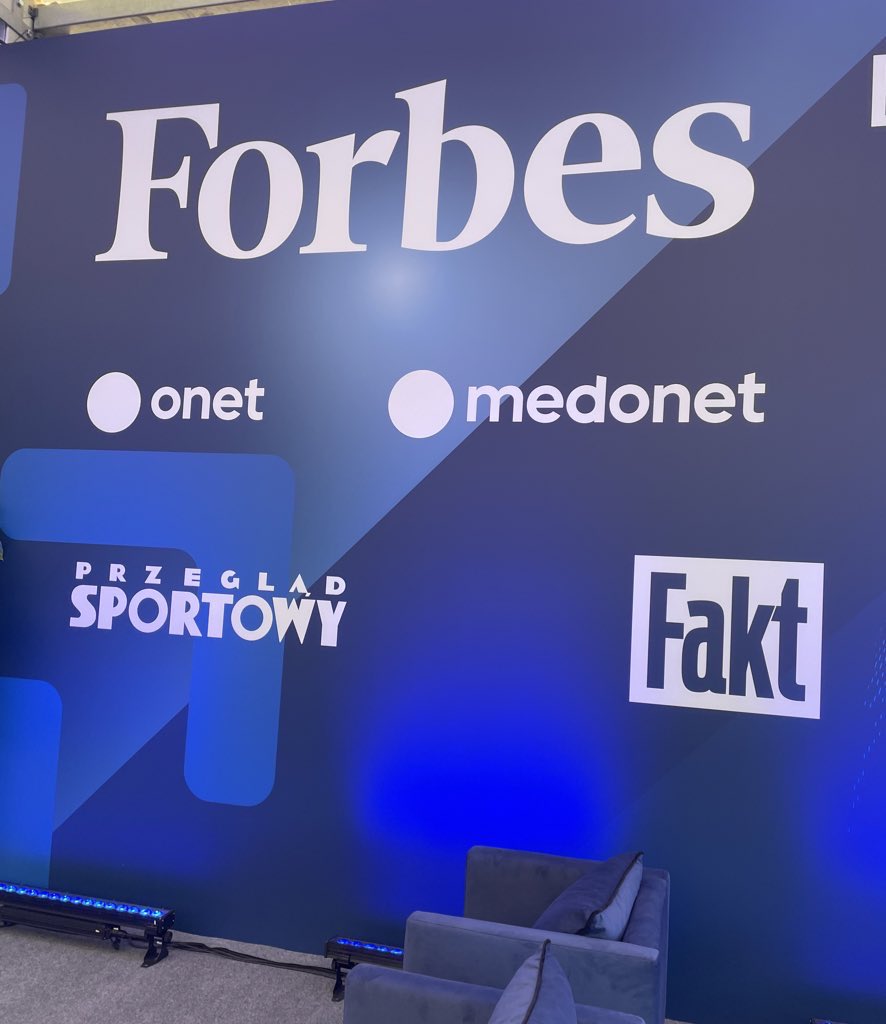 snowosinska's tweet photo. Dzień dobry z @Economic_Forum_ . https://t.co/ogN2dansj1