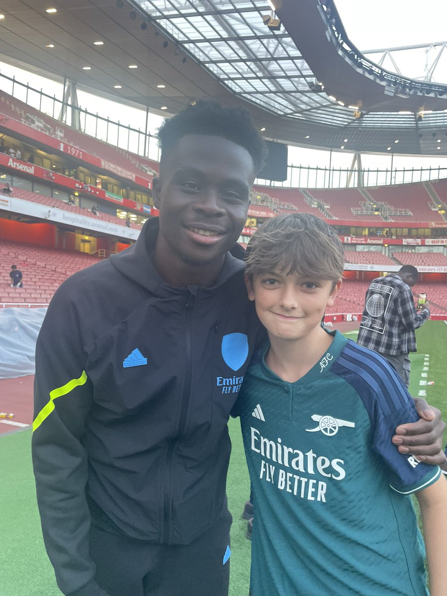 GCCCECAC's tweet image. What a day @Arsenal @BukayoSaka87 
3-1 🔴⚪️