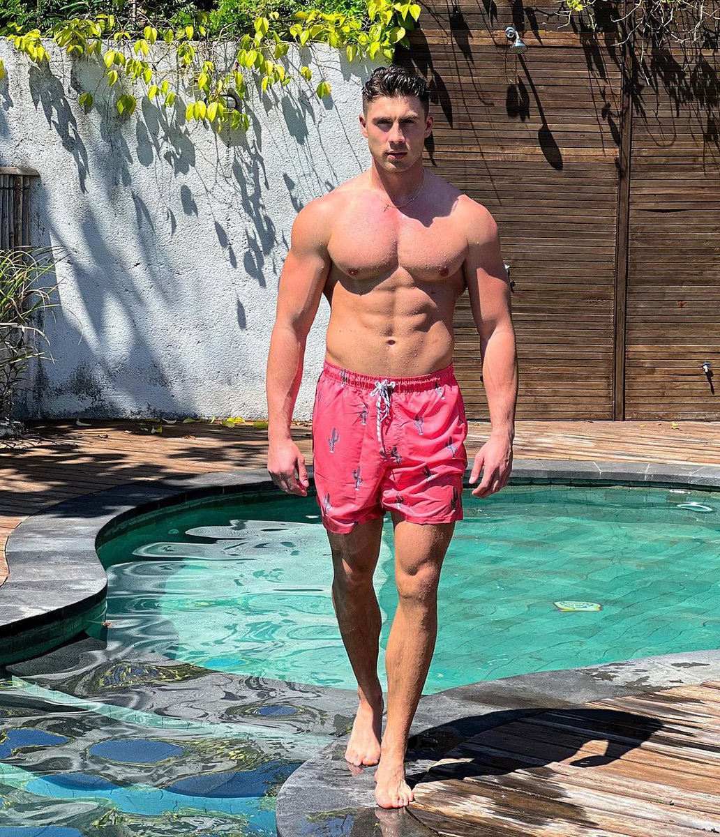 หนุ่มกางเกงแดง มันหล่อบาดใจจริงๆ 😍🤤

📍Cr. IG : danilkulakov

#MrFOXThailand #ฝรั่ง #ฝรั่งหล่อ #fitman #นายแบบ #FitnessIdols #fitnessmodel #ฝรั่งหล่อบอกต่อ #ดีต่อใจ #sixpack #Thailand #boyfriend #handsome #Guy #แท็กเพื่อนมาดู #ฝรั่งหล่อบอกต่อ