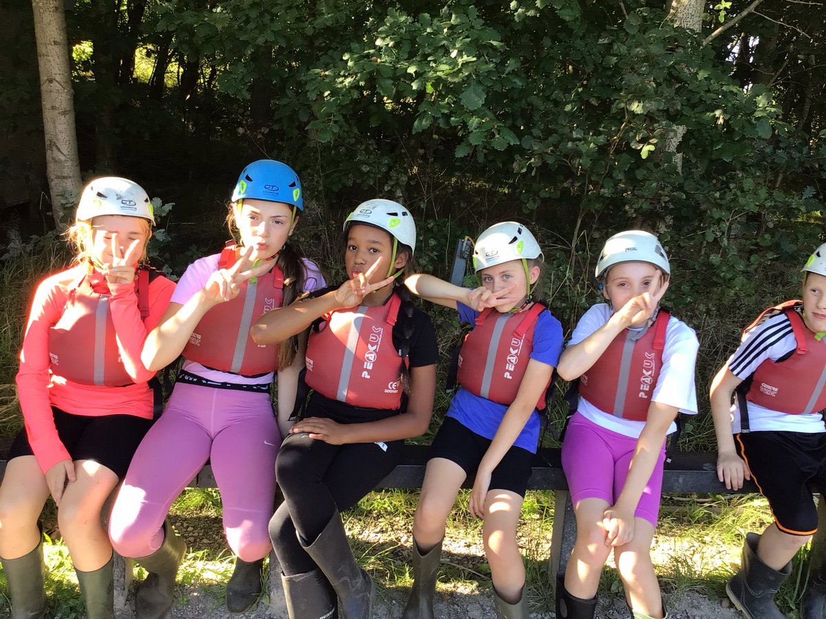 parkendprimary's tweet photo. Canoeing πΆ #Rivergroup https://t.co/XWAu8y25al