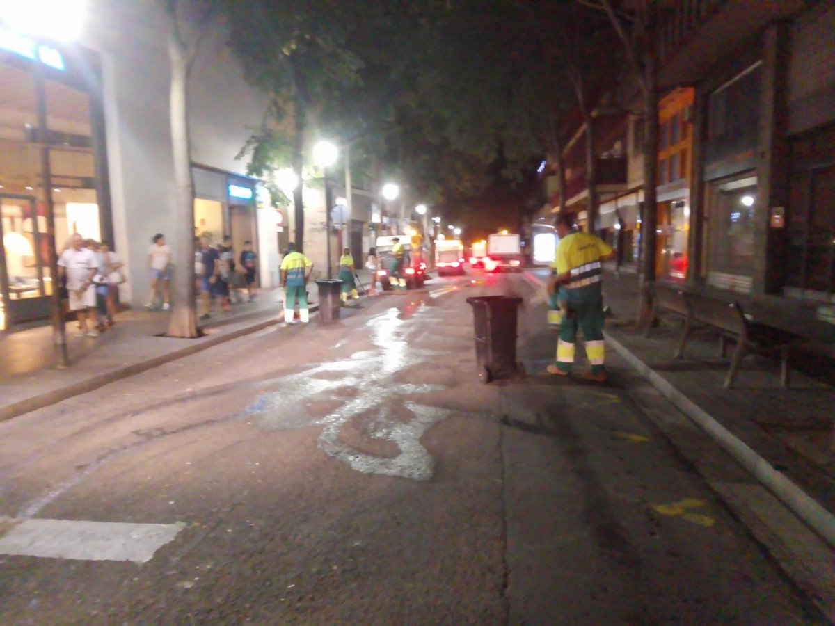 SmatsaSbd's tweet photo. #TreballadorsSMATSA cuidant #Sabadell i la #FMSBD23 https://t.co/MOuhkAnU7F