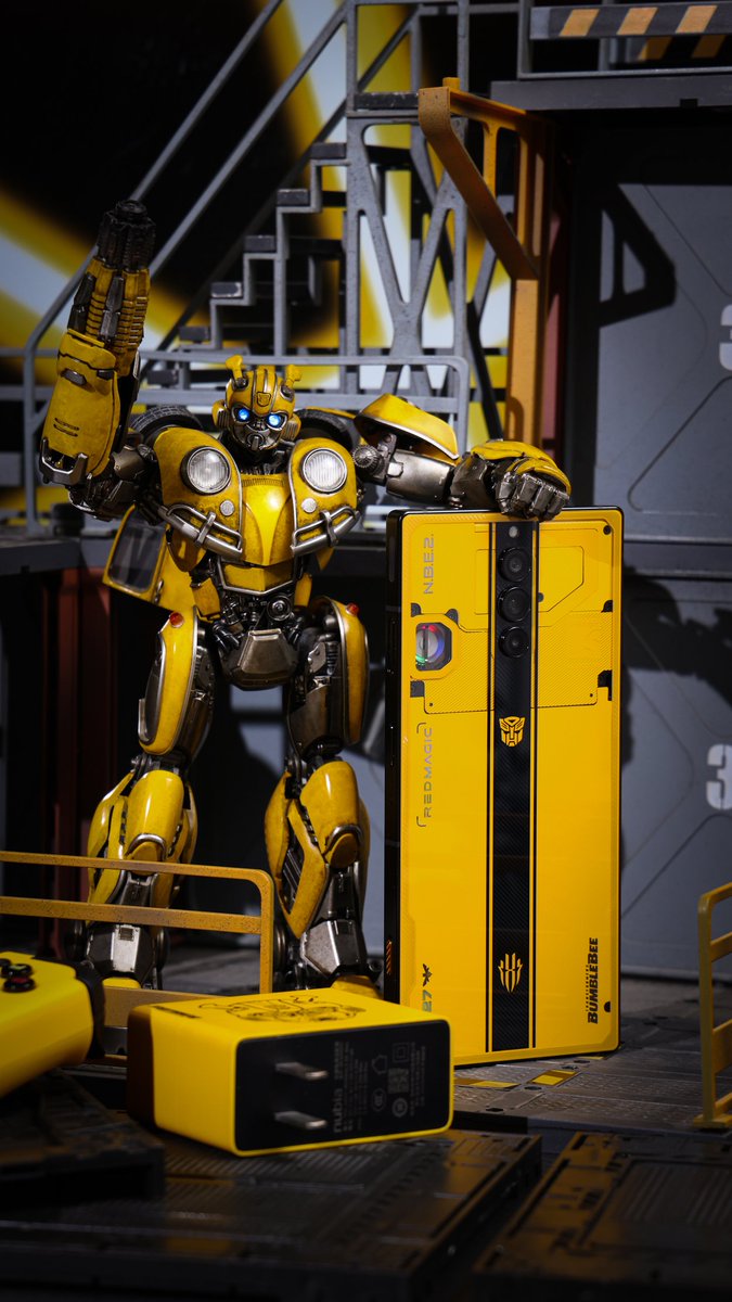 SHAZTECHHD's tweet image. Absolutely! The Redmagic 8S Pro+ Bumblebee Super Warrior Collector’s Edition is a must-have. Its unique design and powerful performance are bound to turn heads. 😎

#Redmagic8SProPlus #Bumblebee