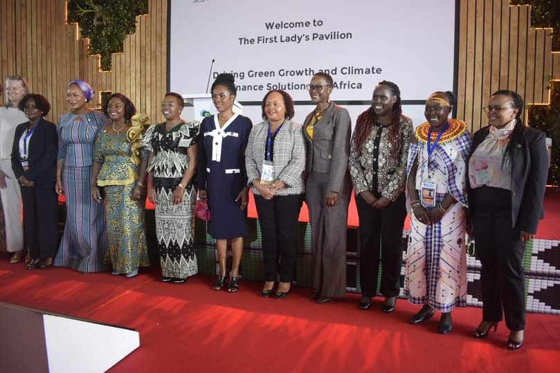 jrtole's tweet photo. DAY 1 Picks
1. Climate Change Financing

2. Education’s role in sustainability and Women in the Energy Transition

3. Carbon Markets

The @EPTFnavigators is working with the communities in the area of Low carbon Value Chains and Women empowerment this are focused areas. https://t.co/ogHTes1NOp
