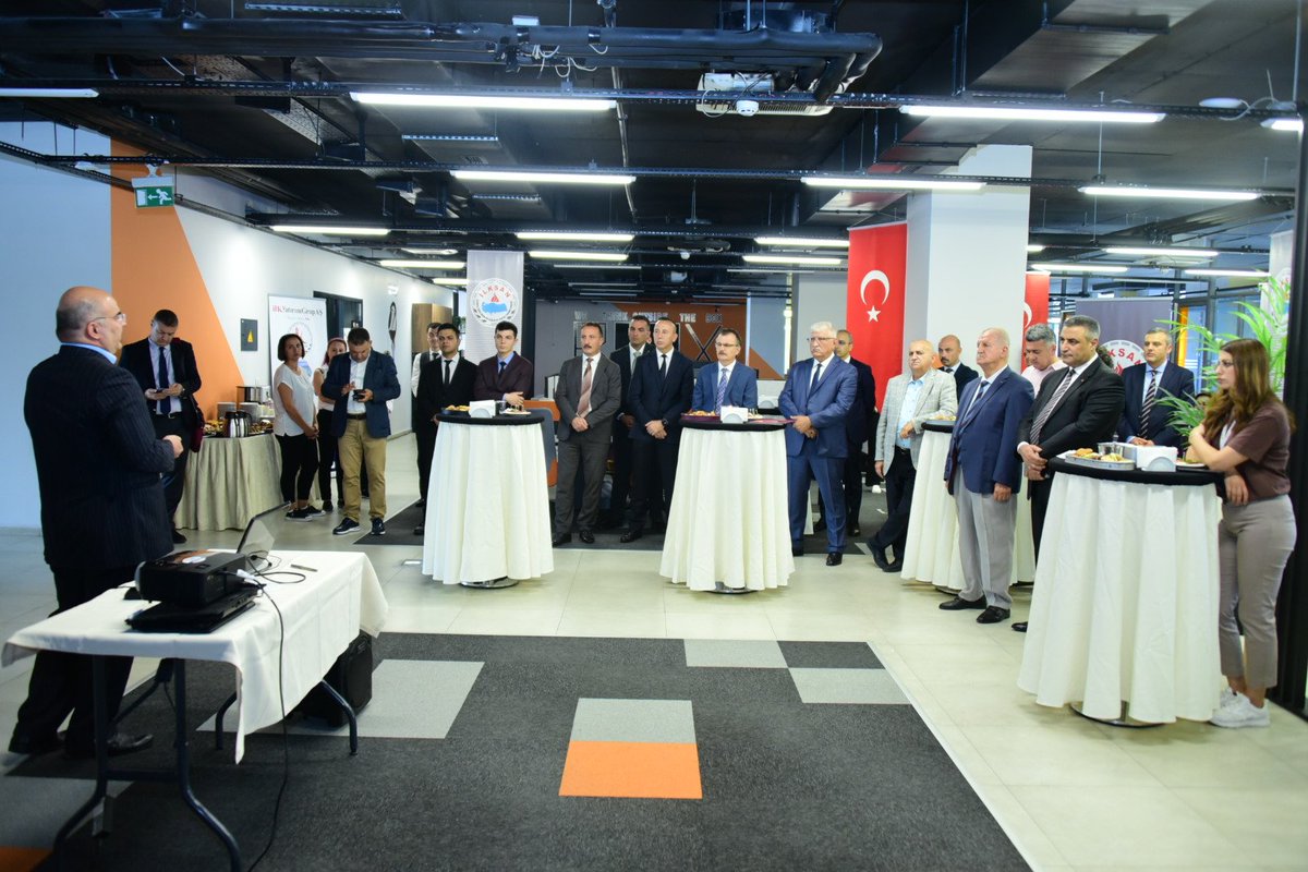 İlkokul Öğretmenleri Sağlık ve Sosyal Yardım Sandığı'nın iştiraki İlk Yatırım A.Ş. eğitim teknolojileri alanında faaliyet göstermek üzere <a href="/ostimteknopark/">Ostim Teknopark</a> Turuncu Bina'da yer alan şirketinin açılışını törenle gerçekleştirdi <a href="/ilksangovtr/">İLKSAN</a> <a href="/oaydinostim/">ORHAN AYDIN</a> <a href="/AdemArc7/">Adem Arıcı</a> <a href="/deryacaglarT/">Derya Çağlar</a> #OSTİM