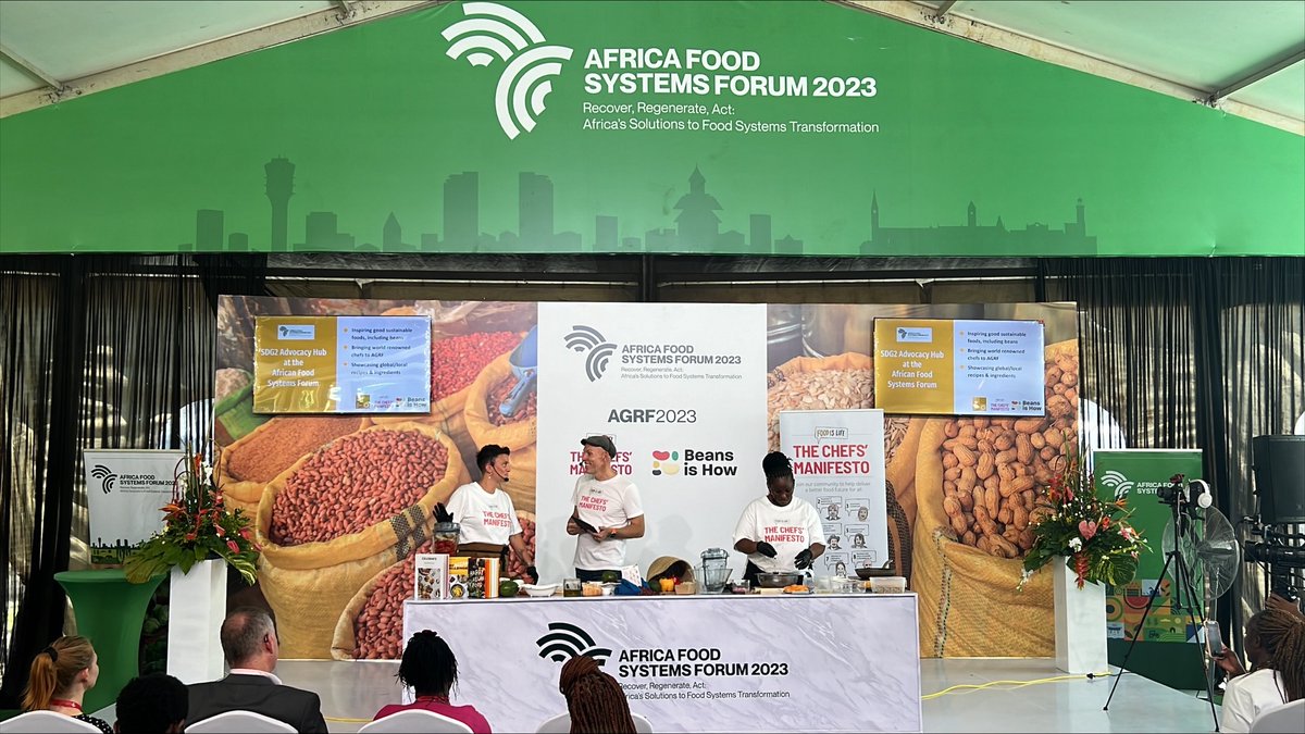 #AGRF2023 | Culinary Village & Recipe of Change

🫘 It was wonderful to learn about the magic transformation beans could bring with @BeansisHow & #ChefsManifesto. We invite you to join the global challenge to put #BeansOnTheMenu.

Learn more #BeansIsHow: sdg2advocacyhub.org/beans-is-how/