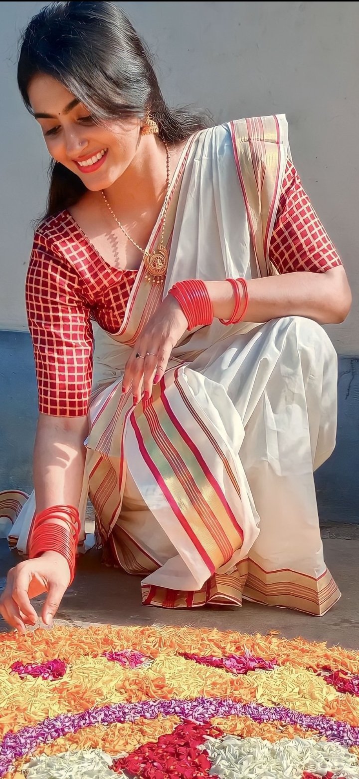 F5QHaA_XYAMM7Br?format=jpg&name=large