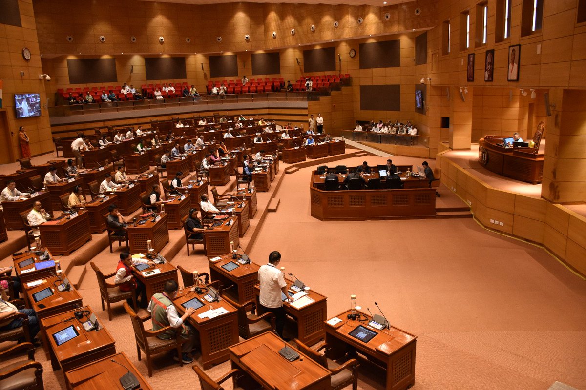 ChownaMeinBJP's tweet photo. Happy to inform that "The Arunachal Pradesh Court Fees Bill, 2023" has been passed by the House on the 2nd day of the ongoing 12th Session of the 7th Legislative Assembly of Arunachal Pradesh. 

With the implementation of the bill, our State will have its own legislation on court fees, as directed by the Ministry of Law & Justice, GoI.
 
The bill is expected to streamline the court fee structure in our State, leaving no statute left for implementation in various courts of the State and will also generate revenue for the State government.
 
I thank the members of the House for their unanimous support on the passage of this important bill.