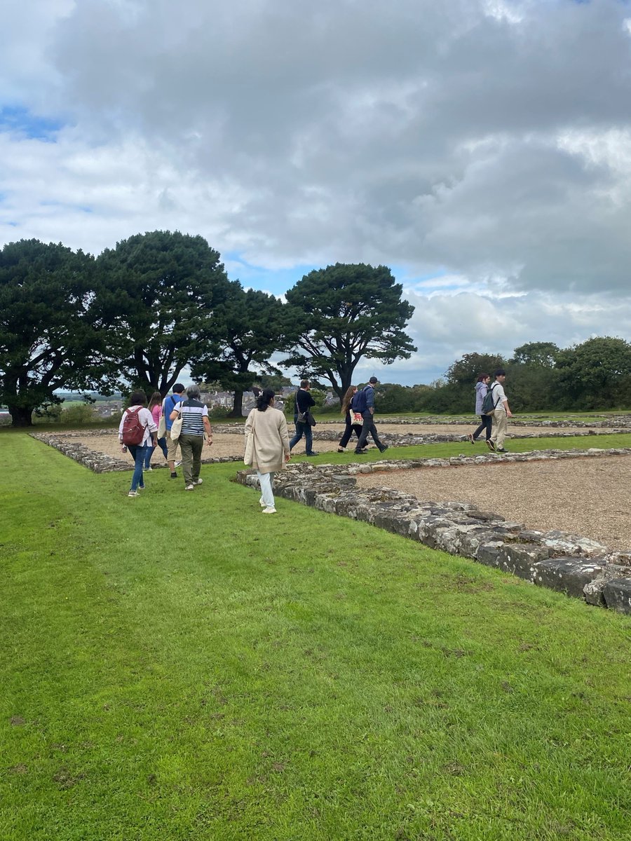 thermophiles16's tweet photo. A guided tour provided by @caernarfonwalks, learning about the history of Caernarfon and exploring the castle. #northwales #thermophiles16 https://t.co/uUmvugOBrU