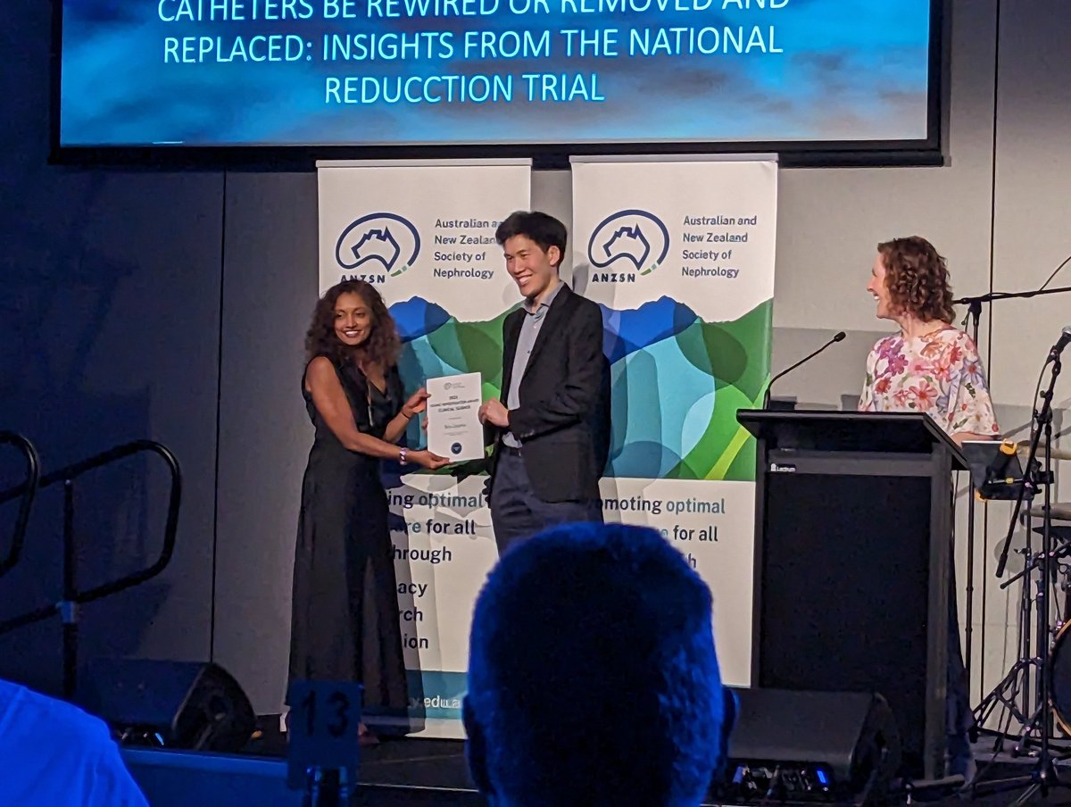 Ben Lazarus, nephrologist, PhD student and @JASN_News Editorial Fellow wins the ANZSN Young Investigator Clinical Award! @MonashUni @SCSMonash @dialysisbloke (supervisor Kevan Polkinghorne)