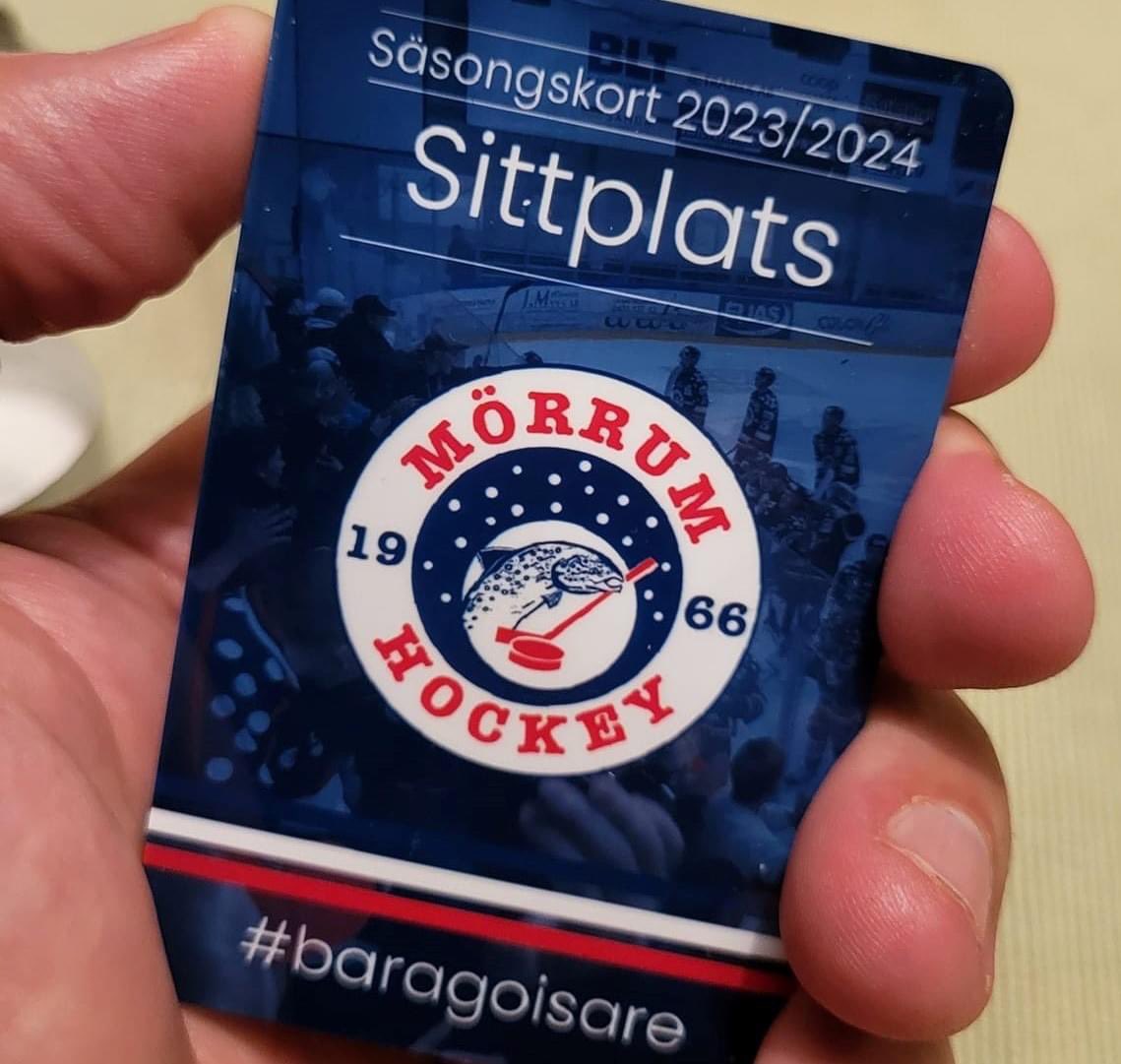 Så här snygga är årets säsongskort! Vill du också ha ett? Finns från endast 1000 kronor! 💙🤍❤️

secure.tickster.com/sv/2eeh65rpryb…

#baragoisare