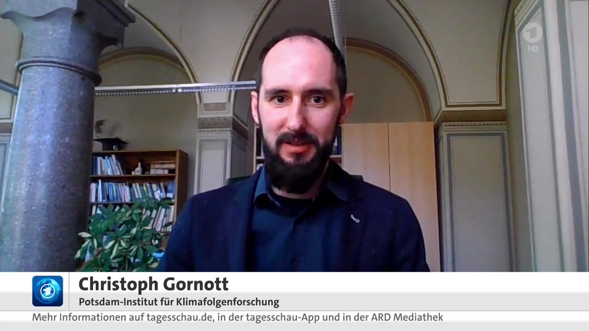 „Der afrikanische Kontinent ist besonders wichtig, weil hier sehr viele Menschen leben, die schon jetzt die Folgen des #Klimawandels sehen“, PIK-Forscher Christoph Gornott zum ersten Afrikanischen Klimagipfel auf <a href="/tagesschau24/">tagesschau24</a> : ardmediathek.de/video/tagessch…