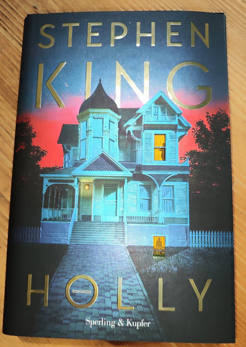 pudipu's tweet photo. Holly, è tutto tuo questo libro! #StephenKing #bookwarm #booklover https://t.co/KdTvtNWbTX