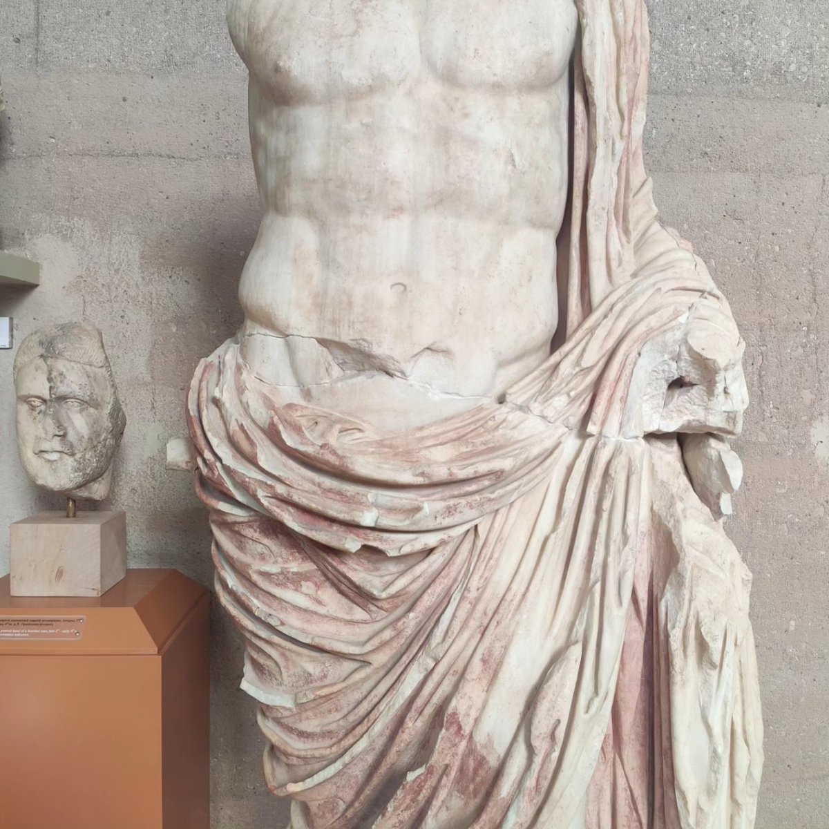koductive's tweet photo. Parceque je n'avais pas partagé avec vous notre séjour en Grèce et que la culture, c'est important. https://t.co/aoybK0f2Ox