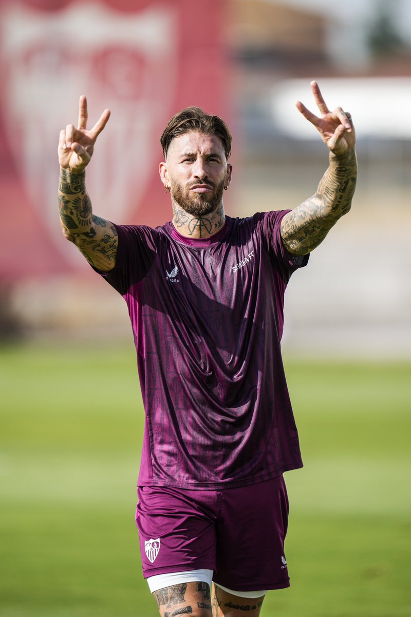 ✌️ ¡Buenos días, sevillistas! ✌️

🤍❤️