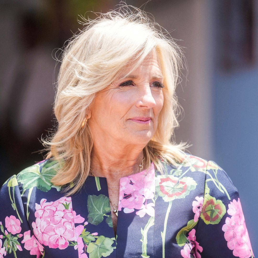 I hope that our First Lady, Jill Biden, will recover soon.

#ProudBlue  #DemVoice1 #Dems4Rights