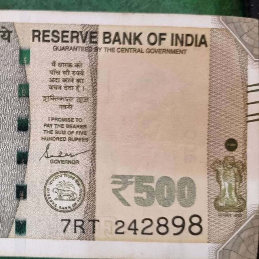 dharunkumaran's tweet photo. What will goverment do,
The on INDIA printed on NOTES? https://t.co/T3QpN5FqGP