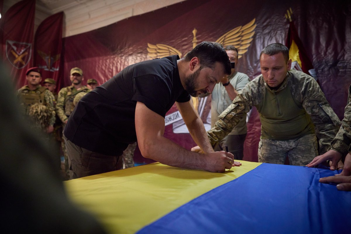 Volodymyr Zelenskyy / Володимир Зеленський tweet media