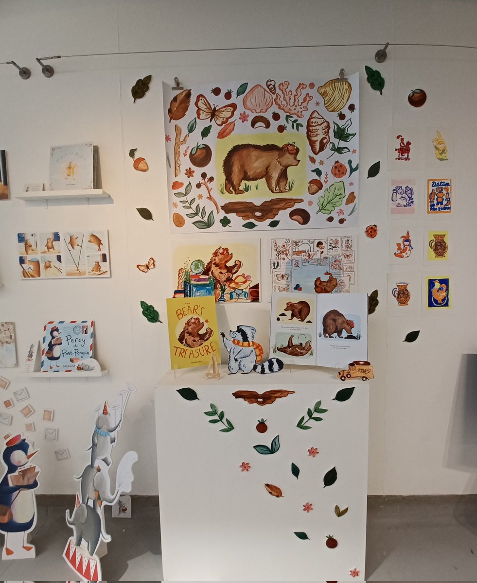 danielledeyillo's tweet photo. Last Friday I had my degree show! 🧡✨️ I still can't quite believe I've finished my MA in children's book illustration 🎓 I had the best time and I'm excited for what's next! https://t.co/vGT4WrcBaF