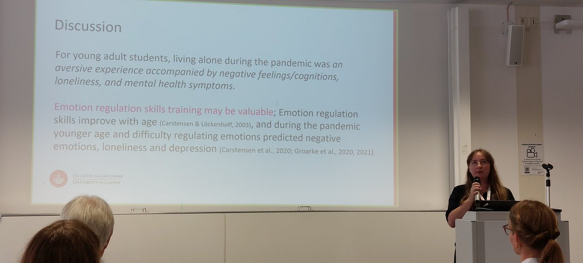 @JennyMGroarke highlighting the mental health toll on young adults of loneliness during the COVID-19 pandemic and suggesting interventions for support @ehps2023 @HealthPsyGalway