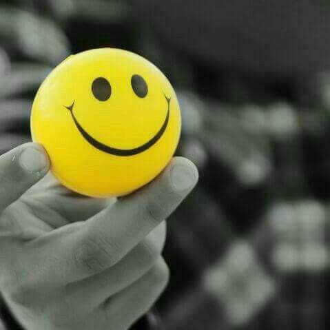 SAADa67's tweet photo. أبــتــســم . . ليس بالضرورة فرحاً، وإنما ثقة وتفاؤلاً بأن الله لن يُخيّب ظنك الجميل,, https://t.co/N3jjC5j1tw