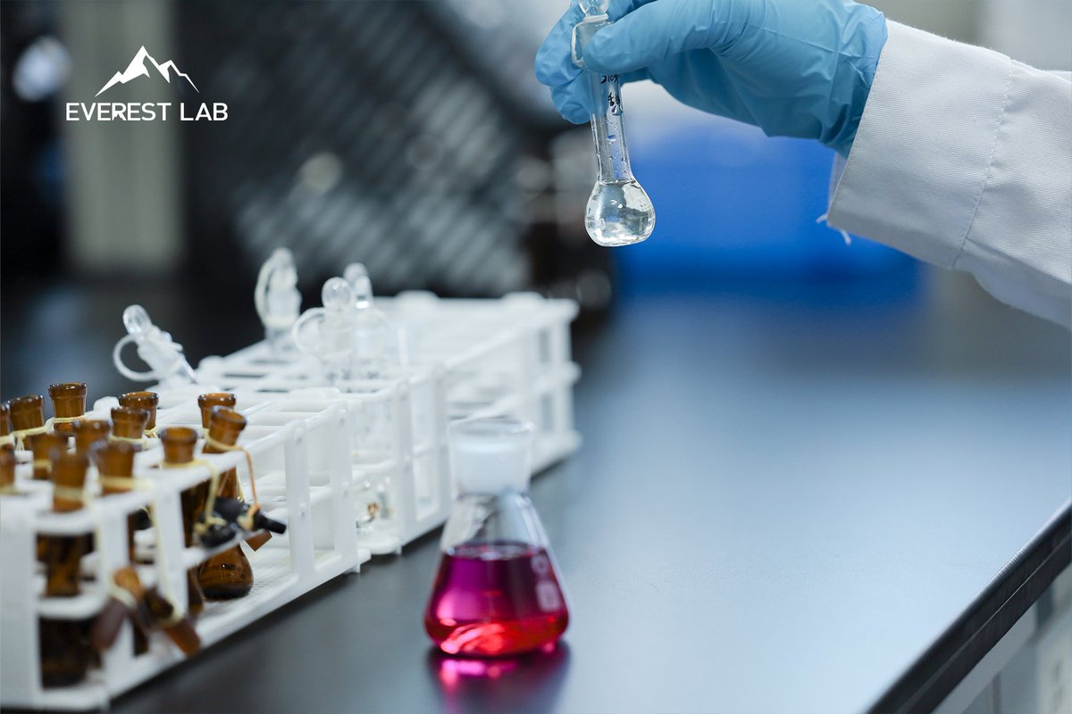 Everest_lab's tweet photo. #IntoEVLab Researchers are testing the Acid value of the samples, which reflects the amount of free organic acids in the product and indirectly reflects the acid-base salting ratio in nicotine salts. That will provide important references for product development in #EVERESTLab. https://t.co/kDeKX3fzGX