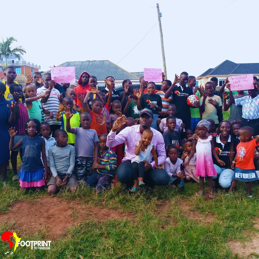 FootprintFreedo's tweet photo. On September 1, the Namyoya community's vacationers in Mukono town embarked on a journey towards freedom.
Let's put an end to trafficking by debunking its myths! #FootprintToFreedom #EndHumanTrafficking" https://t.co/RT0p1sbyTM