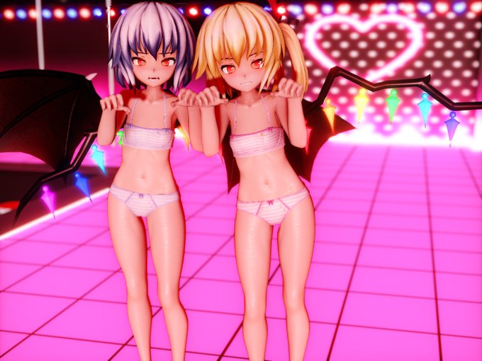 レミリアちゃんのぱんつの色をレミリアカラーの青色にしたよ🥰姉妹揃って同じブランド物の下着買ったみたいで可愛いね。

フランちゃん「私とお姉様どっちのぱんつの方が可愛い～?」
レミリアちゃん「うう・・見せなきゃだめ・・?」 