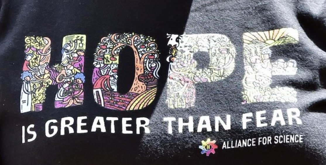 krustelkram's tweet photo. #RePlanet Africa "Nanteza was almost certainly recruited to head + organise “peoples’ march” by Mark Lynas co-founder+“senior strategist”. Both employed by Alliance for Science (Gates Foundation) 2 promote GM crops, especially in Africa." #DearGreenpeace
https://t.co/D25Qu1M2SC https://t.co/NdwL6YEsAb