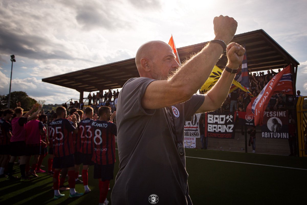 Campobasso1919's tweet photo. 🔴🔵Pics from the last match!
#VASCAM 0-3 https://t.co/CsWMyvBwLx