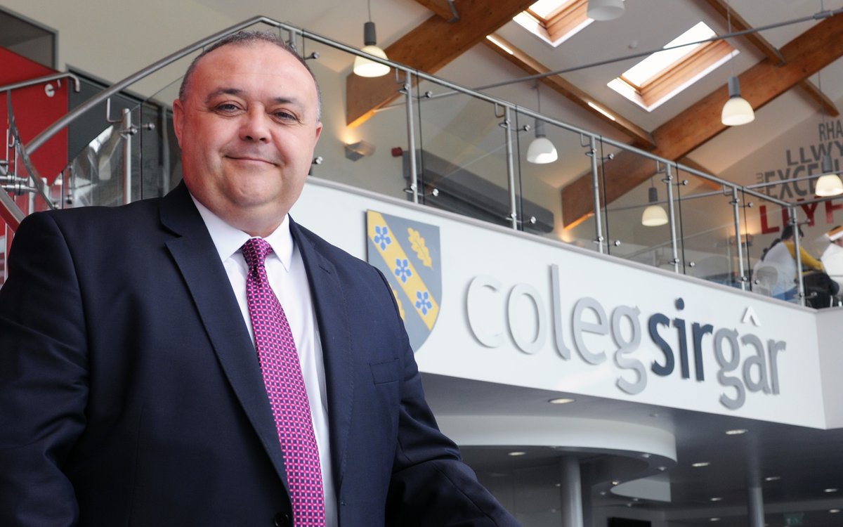 "Wales has a thriving FE sector, with four colleges currently actively recruiting international students and a sector-wide interest in building partnerships."

<a href="/CSGPrincipalDoc/">Andrew Cornish</a> looks back on the first year of integration of FE into Global Wales✍️

uniswales.ac.uk/one-year-refle…