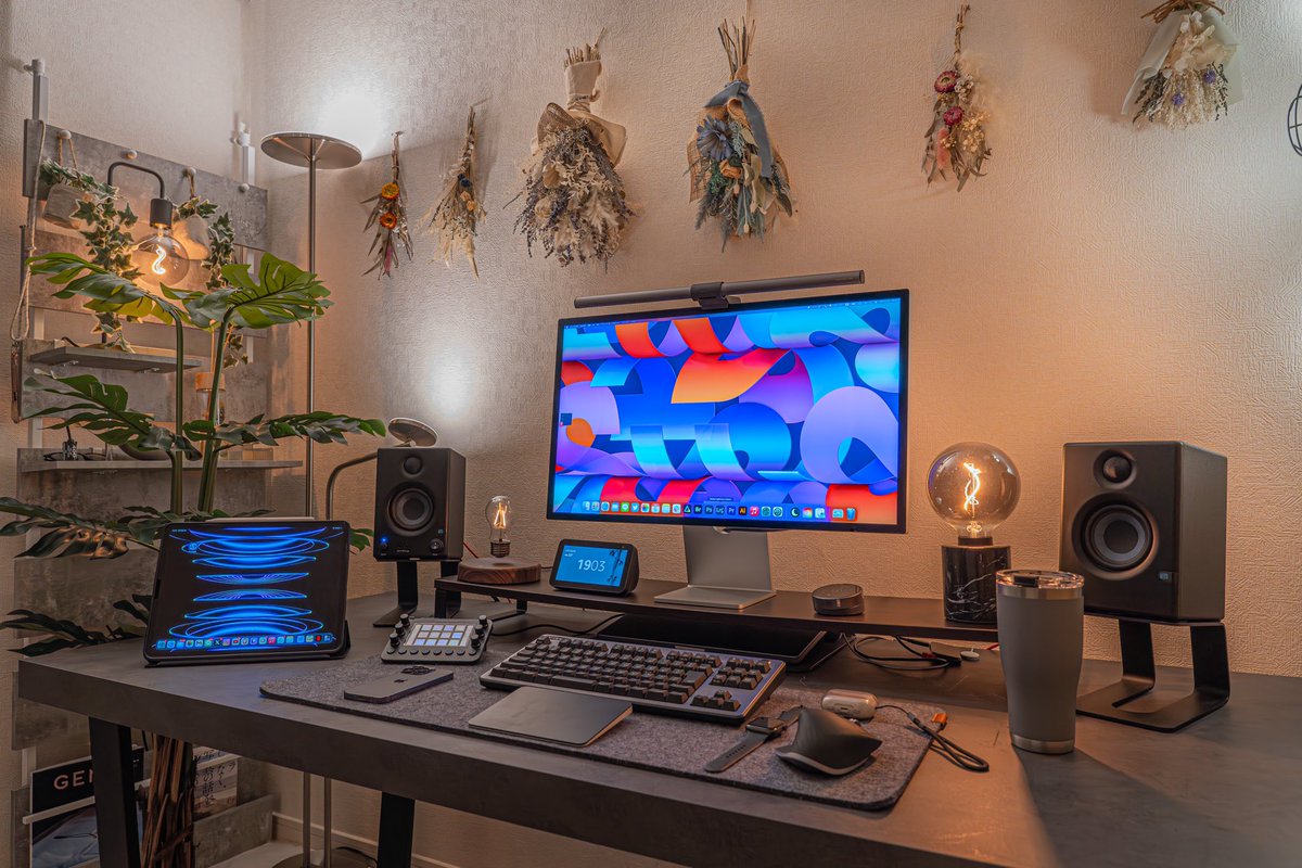 ryo_12230's tweet image. 徐々にデスク周り完成してきました✨

#desksetup
#studiodisplay