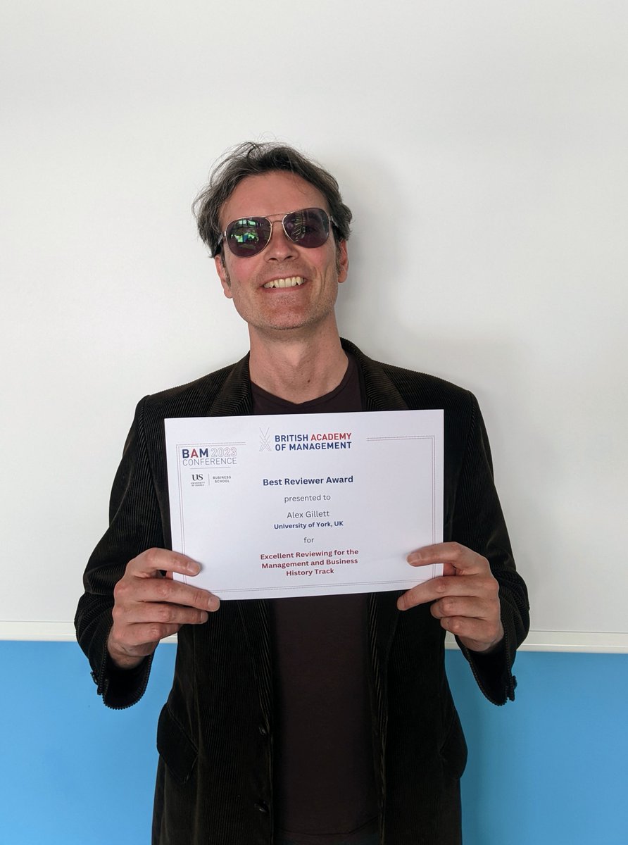 BAMHistory's tweet photo. Congratulations to Alex Gillett for the 'best reviewer' award #BAM2023 @DrAlexGillett https://t.co/d2XLGXToTE