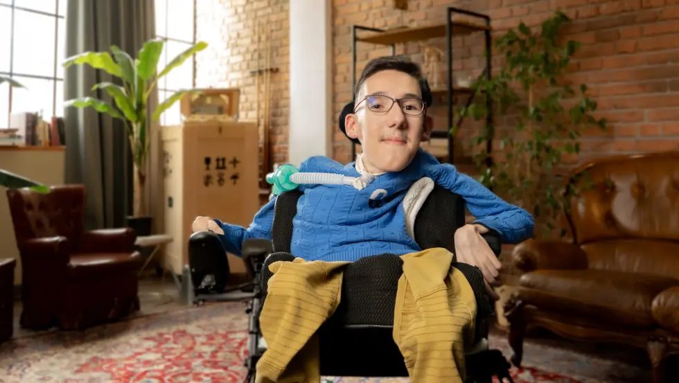 El gamer y actor de <a href="/CampeoneX_/">CampeoneX La Película</a>  <a href="/brianeitor2002/">Brianeitor2002</a>  promueve la accesibilidad en #videojuegos: 

"La tecnología es mi vida y es lo que hago para divertirme y entretenerme".

"Aunque lo diferente puede asustar, lo diferente también pueden ser cosas guapas".

bit.ly/3r4eoxG