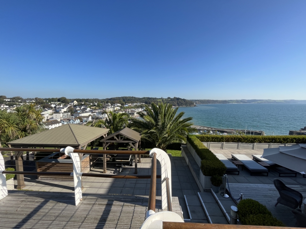 RCSaundersfoot's tweet photo. What a wonderful start to the week, #Rotary breakfast meeting at @StBridesHotel , what a view and wonderful weather
@Rotary1150 https://t.co/PxRmfu1sTo